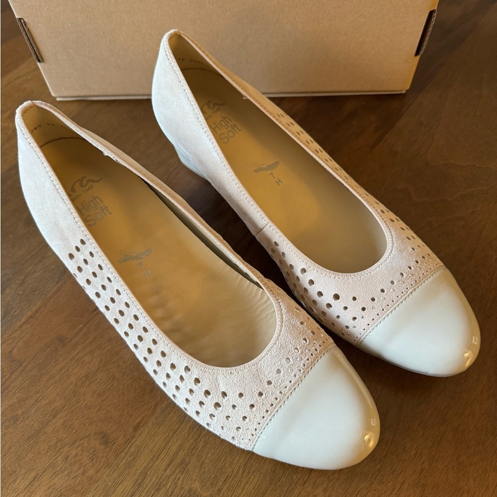 Ara Cream Patent Leather Suede Shoes 1 inch block heel Sz US 9, UK 7 see pics - Picture 3 of 14
